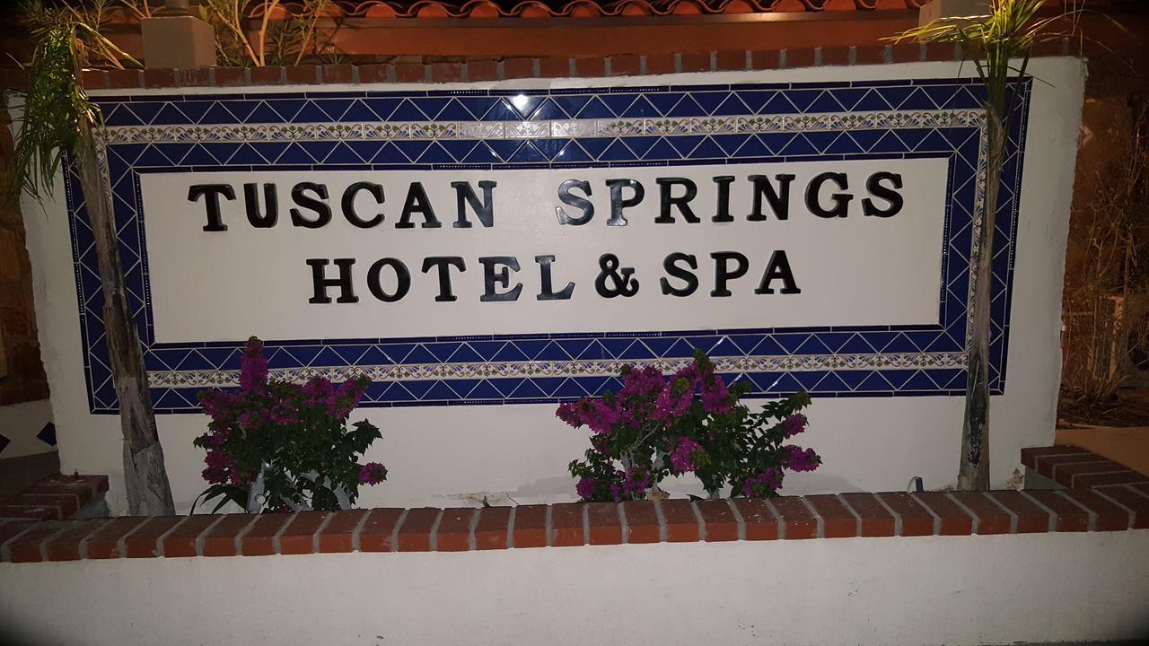 Tuscan Springs Hotel & Spa Дезерт-Хот-Спрингс Экстерьер фото